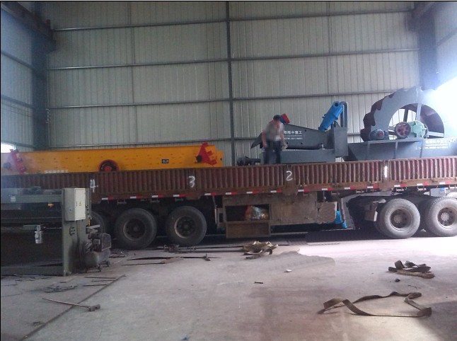 3YA1860圆振动筛装车发货 圆振动筛装车发货.jpg